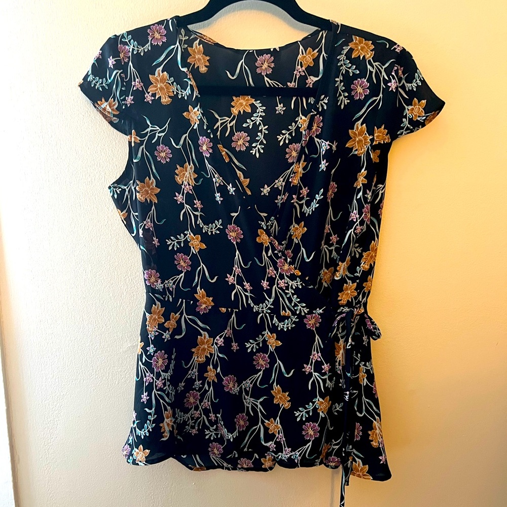 Pink Rose crossover top size large
